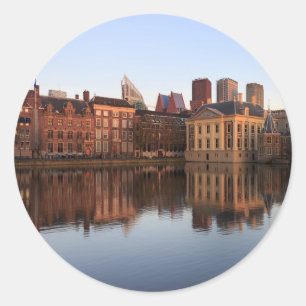 Sticker Rond Le skyline de La Haye dans la Pays-Bas