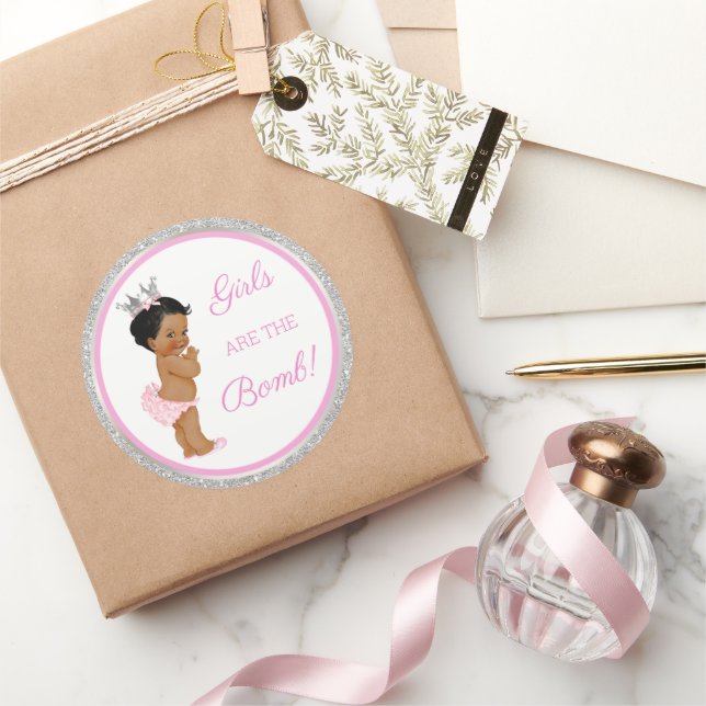 Sticker Rond Les filles sont la bombe ! Cadeau Bain Etc Rose Ar (Cadeaux)
