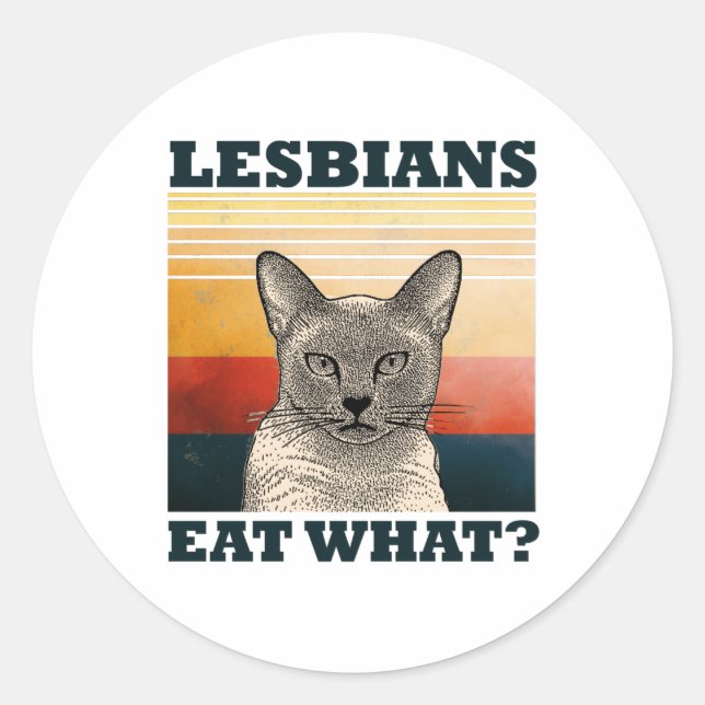 Sticker Rond Les Lesbiennes Mangent Quoi ? (Devant)