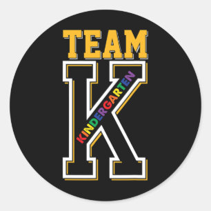 Sticker Rond L'Étudiant De La Maternelle K Retourne À L'École