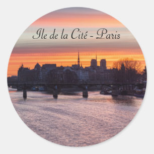 Sticker Rond Lever de soleil sur l'île de la Cité et Notre Dame
