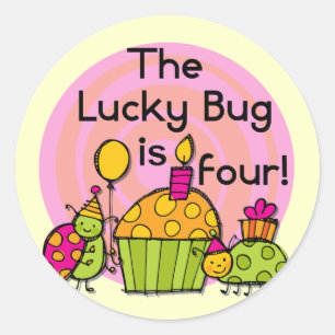 Sticker Rond Lucky Bug Cupcake 4th Birthday T-shirts et cadeaux