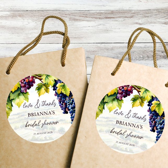 Sticker Rond Mariage estival dans un vignoble imprimer (Vineyard winery summer bridal shower thank you favor printed sticker grapes wine bridal shower favor)