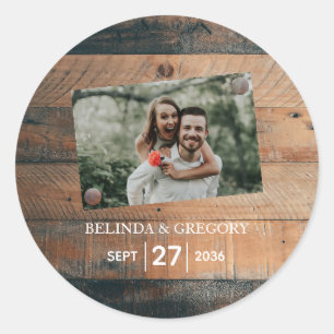 Sticker Rond Mariage photo rustique en bois