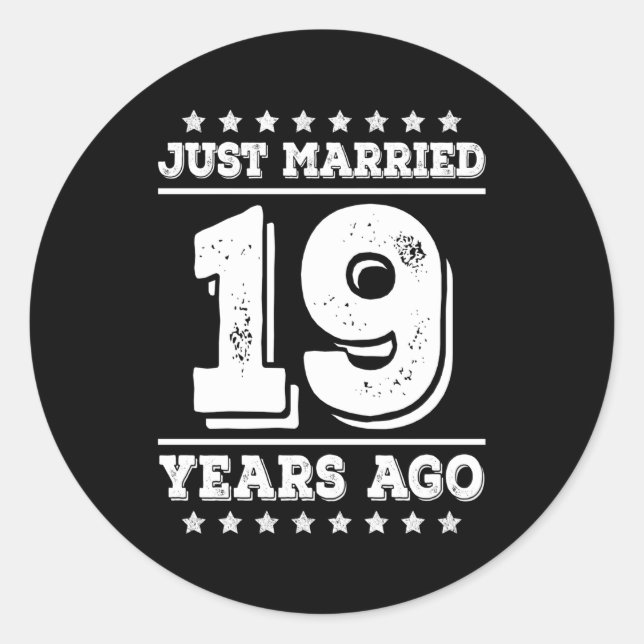 Sticker Rond Marié Il Y A 19 Ans 19E Mariage (Devant)