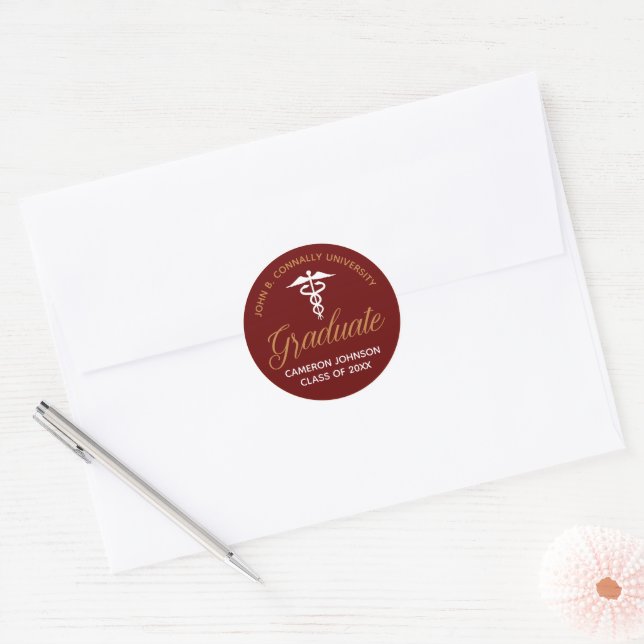 Sticker Rond Maroon Gold Médicale School Graduation Keepsaké (Enveloppe)