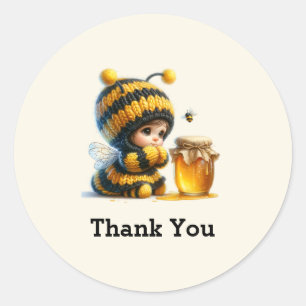 Sticker Rond Mignonne fille en costume d'abeille avec Merci de 