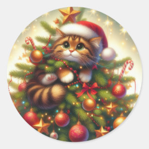 Sticker Rond Mignonne, malicieuse chatte dans le sapin de Noël