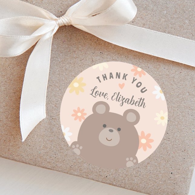 Sticker Rond Mignonne on peut attendre jeune fille Baby shower  (Créateur téléchargé)