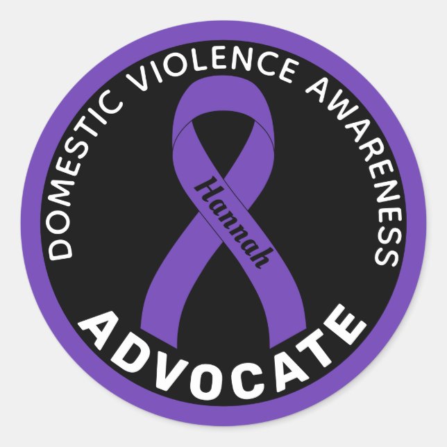 Sticker Rond Militante pour la sensibilisation à la violence fa (Devant)