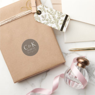 Sticker Rond Monogramme Initiales sur Mariage Marron Shitake