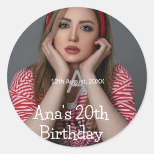 Sticker Rond Monogramme photo joyeux 20e anniversaire gris blan