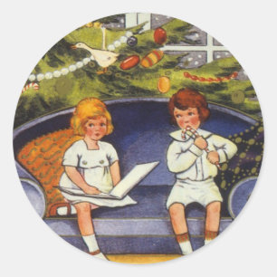 Sticker Rond Noël Vintage, Enfants assis sur un canapé