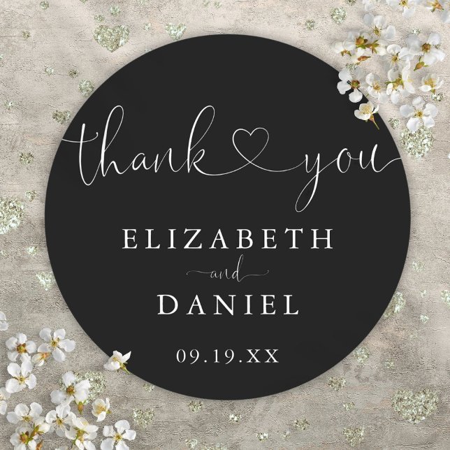 Sticker Rond Noir Blanc Coeur Script Merci Mariage Faveur (Black White Heart Script Thank You Wedding Favor Classic Round Sticker)