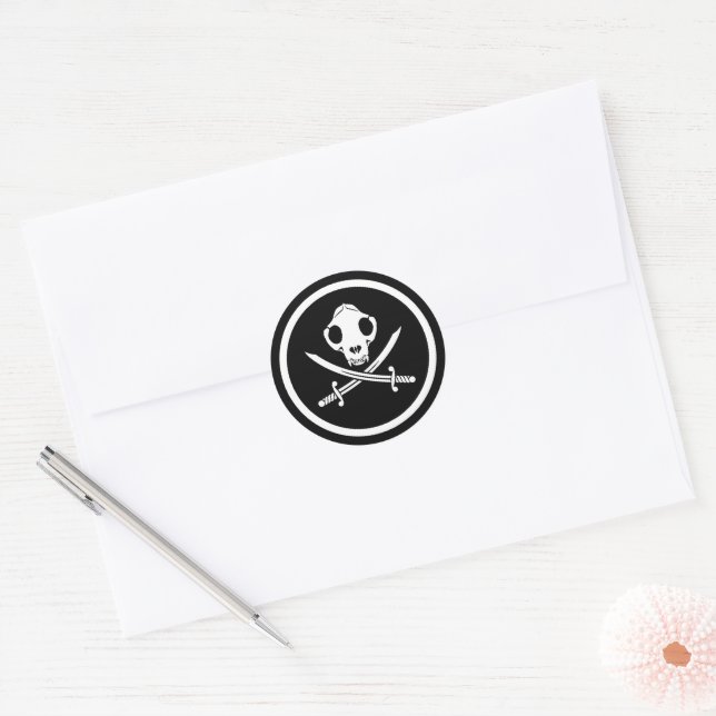Sticker Rond Noir Blanc Noir Jolly Kitty Pirate Skones (Enveloppe)