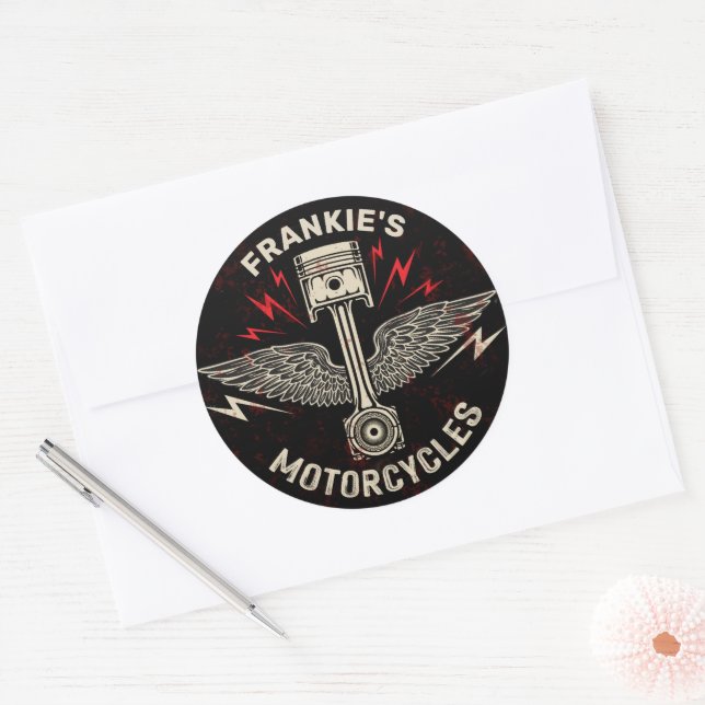 Sticker Rond Nom personnalisé Motorcycle Piston Wings Biker Gar (Enveloppe)