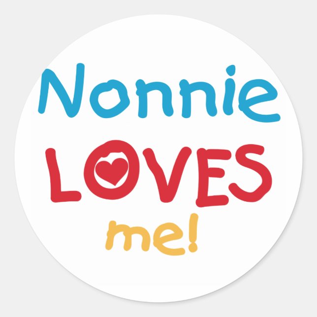 Sticker Rond Nonnie aime moi t-shirts et cadeaux (Devant)
