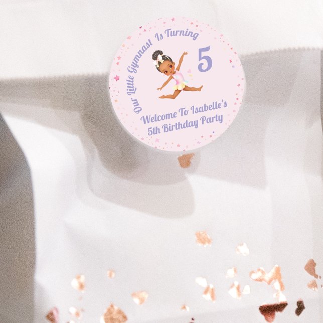 Sticker Rond Notre Petite Gymnaste Fait 5 Anniversaires Roses (Créateur téléchargé)
