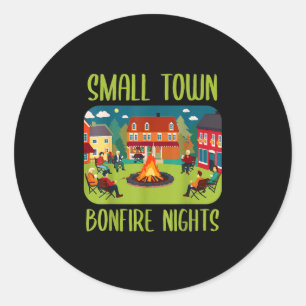Sticker Rond Nuits de feu de joie en petite ville saison automn