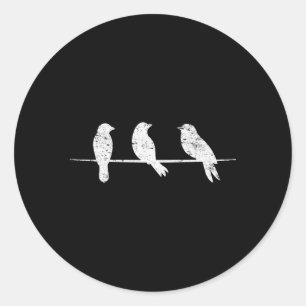 Sticker Rond Oiseau Observant Trois Oiseaux Sur Un Fil