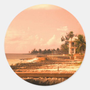 Sticker Rond Par l'océan (ton de pêche)