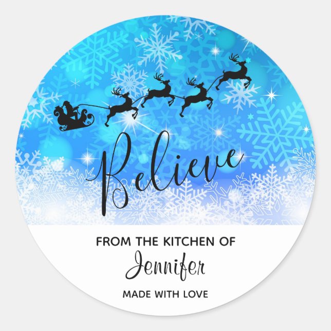 Sticker Rond Père Noël et son renne volant - Believe - Cuisine (Devant)