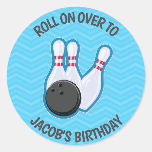 Sticker Rond Petit pain de partie de bowling d'anniversaire