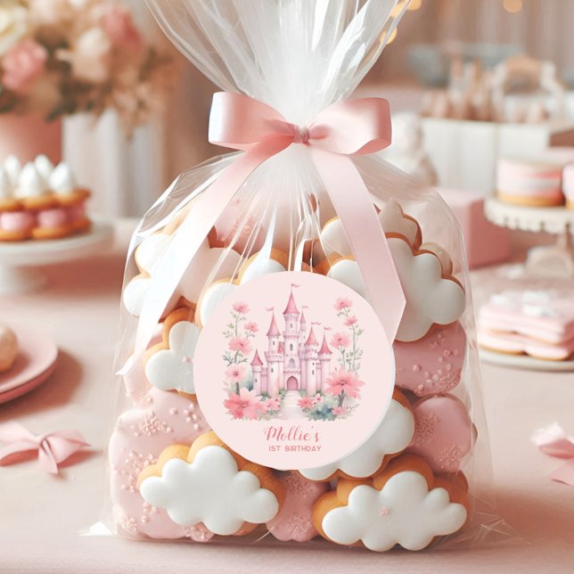 Sticker Rond Petites filles 1er anniversaire Pink Castle Prince (Pink castle little girl's princess party sticker)
