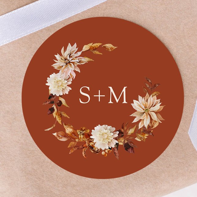 Sticker Rond Phoque de l'enveloppe de gerbe de cuivre Monogramm (Copper Fall Monogram Floral Wreath Envelope Seal by Painted Paperie
)
