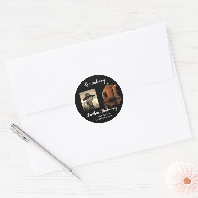 Sticker Rond Photo : Cowboy Casquette et Rope Memorial (Enveloppe)