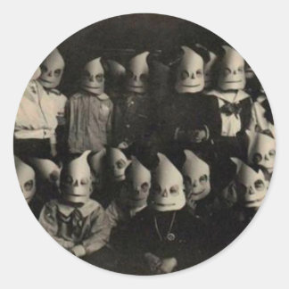 Sticker Rond Photo de costumes d'halloween vintage en Irlande