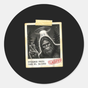 Sticker Rond Photo drôle de bigfoot alien ufo vintage preuve
