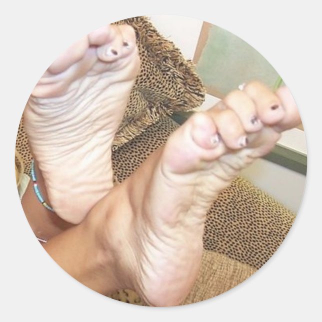 STICKER ROND PIEDS DOUX (Devant)