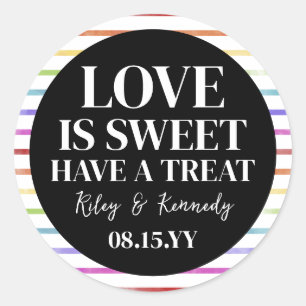 Sticker Rond Rainbow Stripes L'amour est doux mariage LGBT Favo