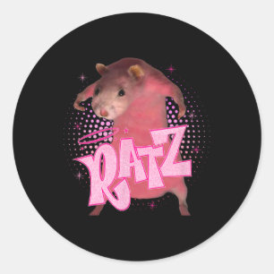 Sticker Rond Ratz Fun Pink Souris Rat Mème Hommes Femmes Hallow