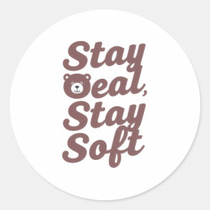 Sticker Rond "Restez Cosy Restez Gentil" avec un ours mignon