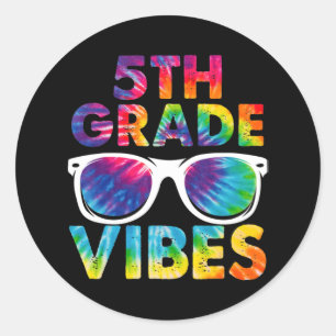 Sticker Rond Retour À L'École Vibes De 5E Année Tie Dye Cinquiè