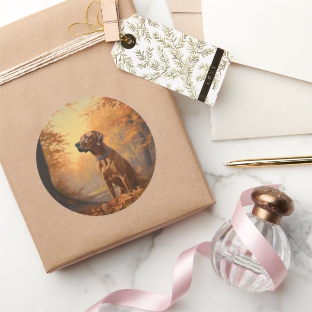 Sticker Rond Rhodesian Ridgeback à l'automne Feuilles automne I (Cadeaux)