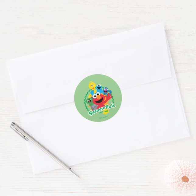 Sticker Rond Rue Sésame | Sesame Pals depuis 1969 (Enveloppe)