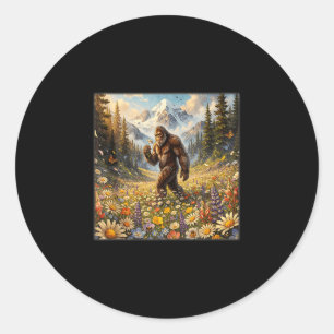 Sticker Rond Sasquatch dans un champ de fleurs de pissenlit big