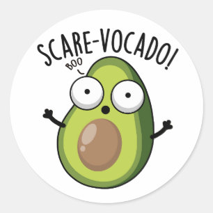 Sticker Rond Scare-vocaco Funny Avocado Puns