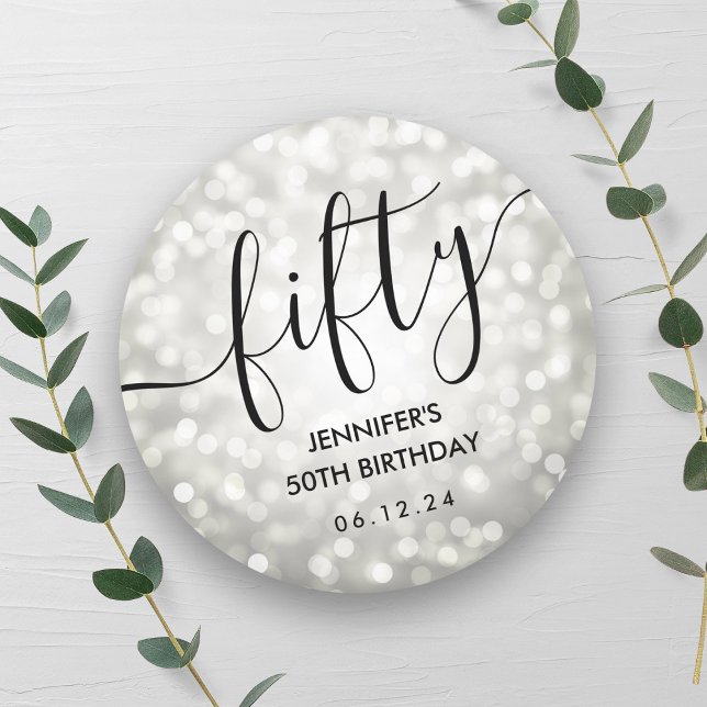 Sticker Rond Script Silver Parties scintillant Lumières 50e ann (Script Silver Glitter Lights 50th Birthday Classic Round Sticker)