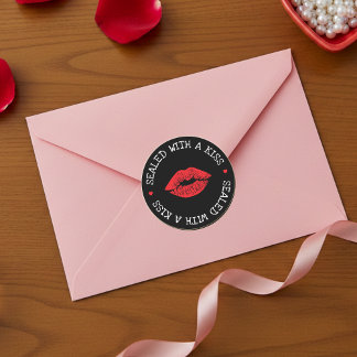 Sticker Rond Sealed with a Kiss Black & Red Lip Valentine's Day