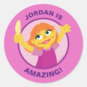 Sticker Rond Sesame Street   Julia tenant une plume