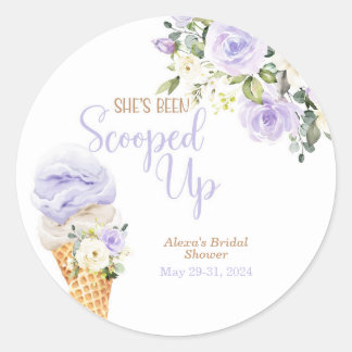 Sticker Rond She's Been Scooped Up (Purple) Custom