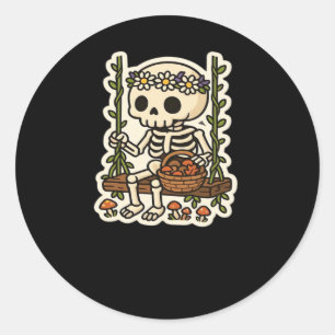 Sticker Rond Squelette Cottagecore avec couronne de fleurs