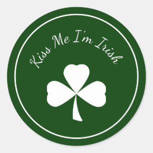 Sticker Rond St. Patrick's Day Shamrock Kiss Me Je suis Irish G