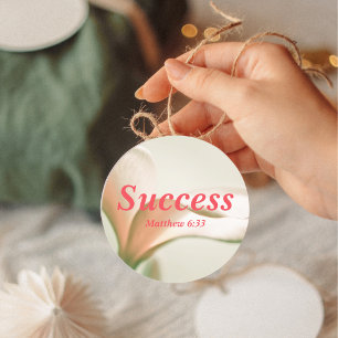 Sticker Rond Succès Matthieu 6:33 Verse Élégante Fleur rose
