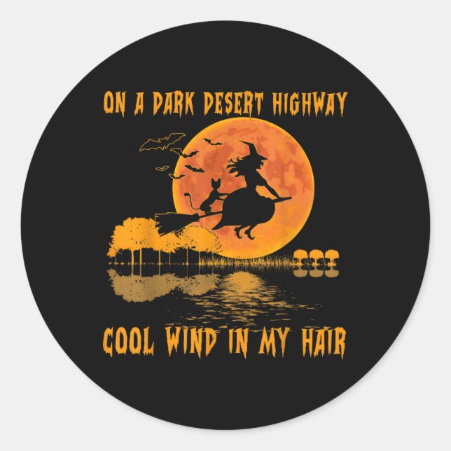 Sticker Rond Sur Une Route Du Désert Sombre - Sorcière À Vent (Devant)