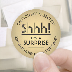 Sticker Rond Surprise fête d'anniversaire Noir et Or Faux Foil